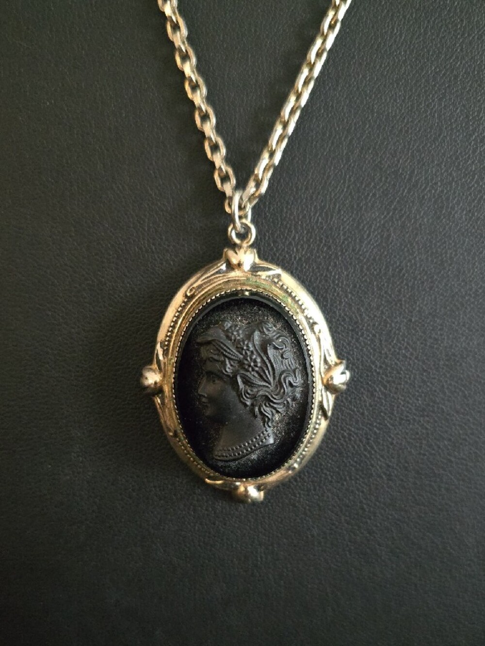 FLASH SALE!! Gold-Tone Cameo Pendant Necklace - Black Cameo - Picture 5 of 11